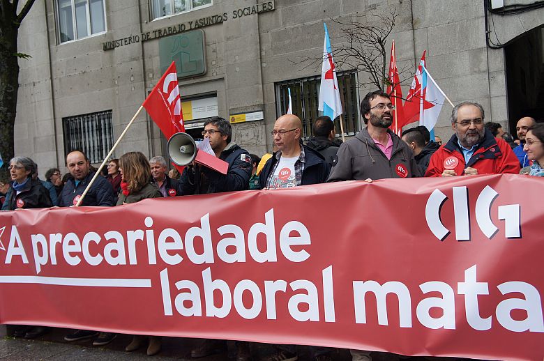 2016 05 24 ProtestaPrecariedadeLaboralInspeccionTraballoVigo01.JPG